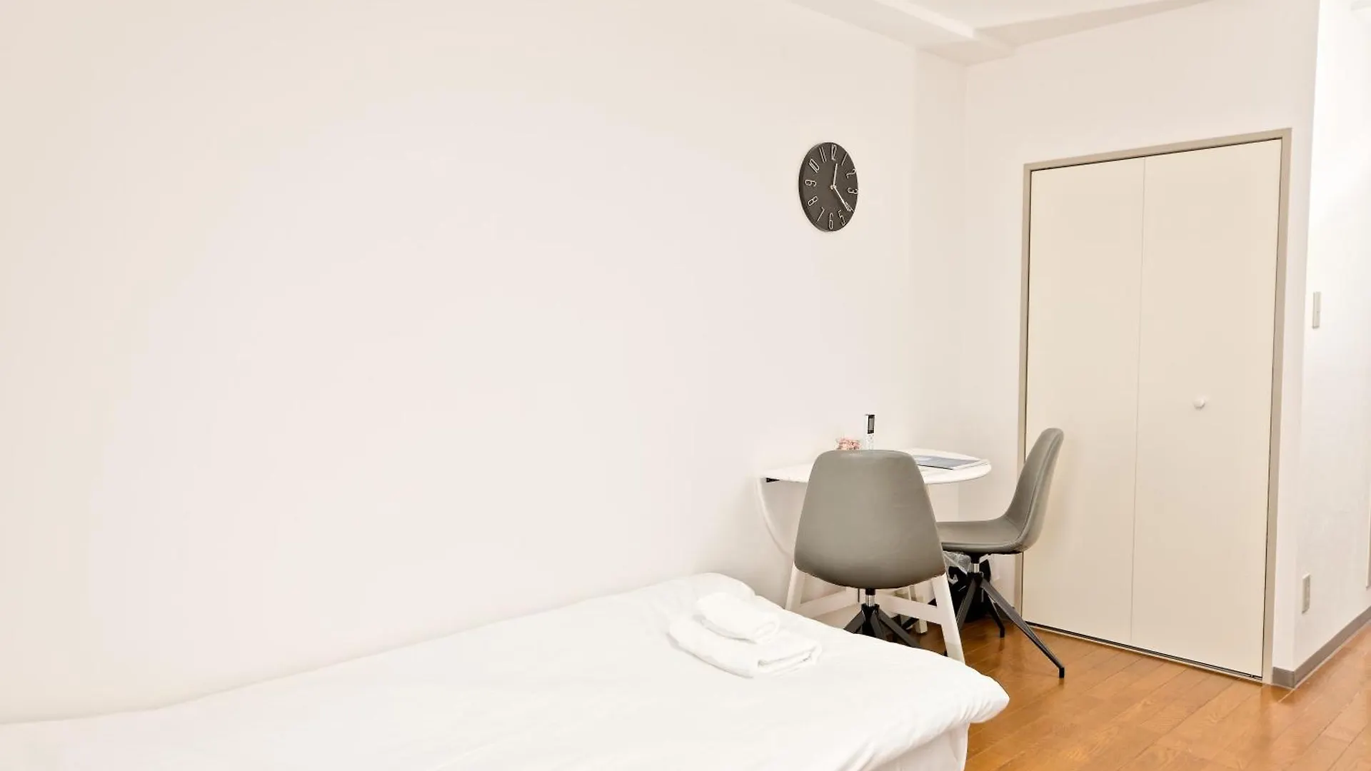 Shinjuku Wind Apartment • Cozy Retreats Tokyo Japan