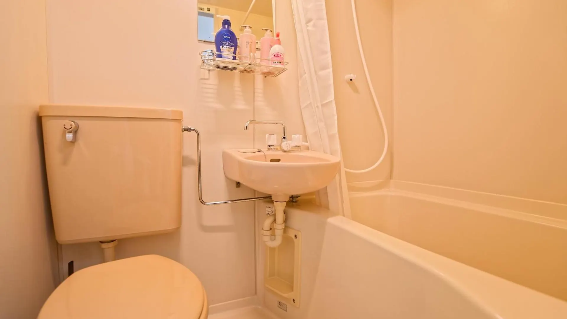 Shinjuku Wind Apartment • Cozy Retreats Tokyo