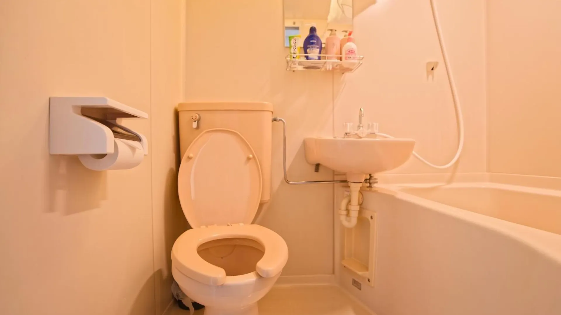 Shinjuku Wind Apartment • Cozy Retreats Tokyo